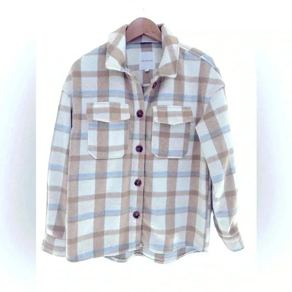 Avec Les Filles Lightweight Plaid Shacket Size Medium - Picture 2 of 9